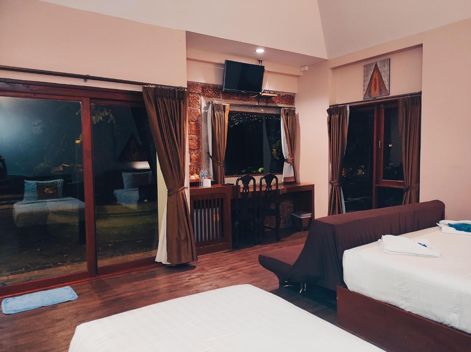 Foresto Sukhothai Guesthome Екстер'єр фото